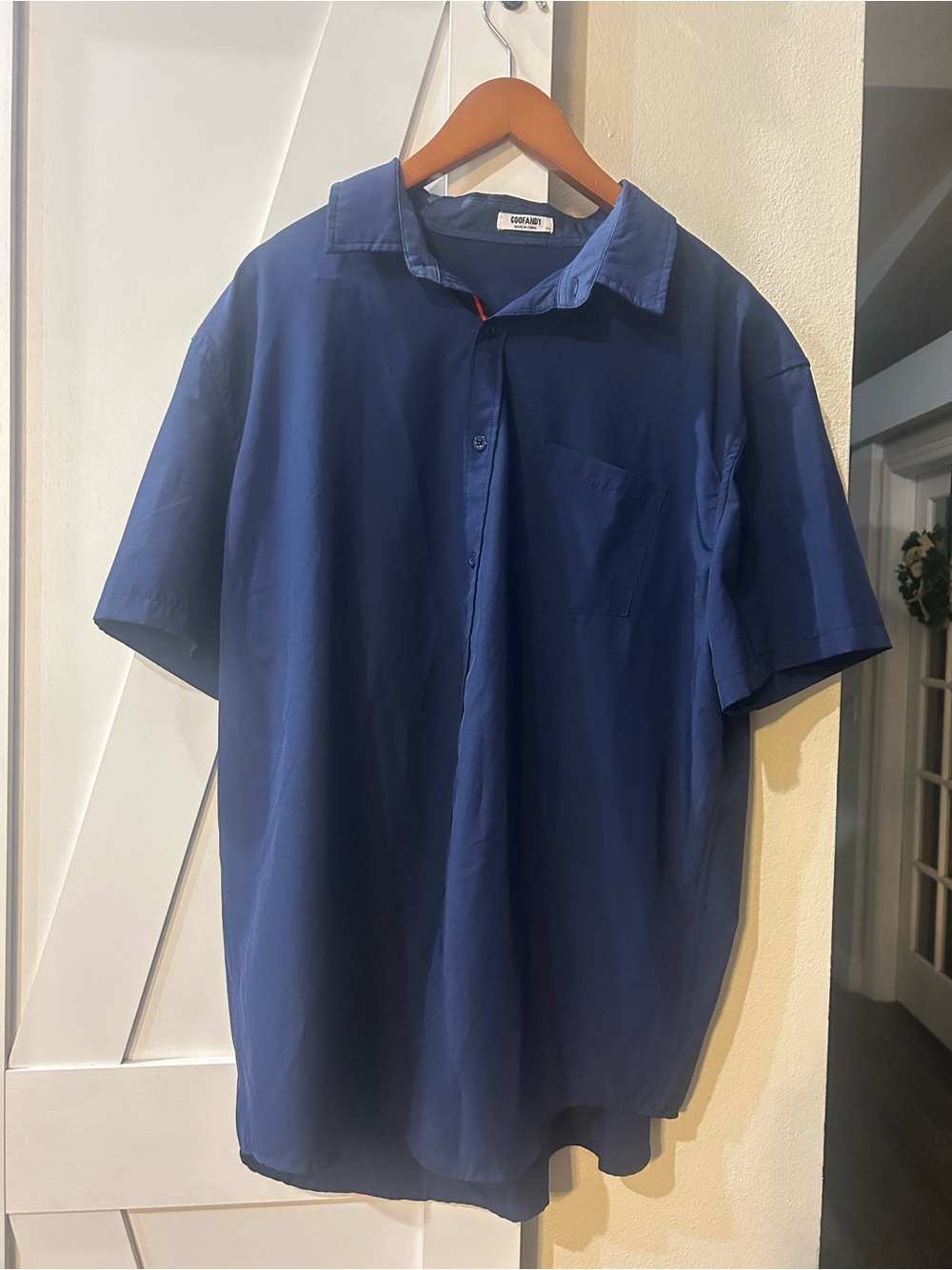 Men's Casual Navy Short-Sleeve Button-Down Shirt